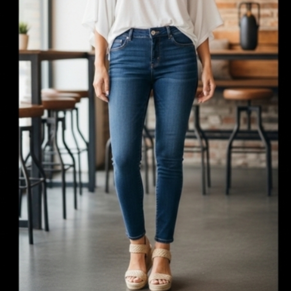Seven7 Dark Wash Skinny Jeans with Embellished Back Pockets